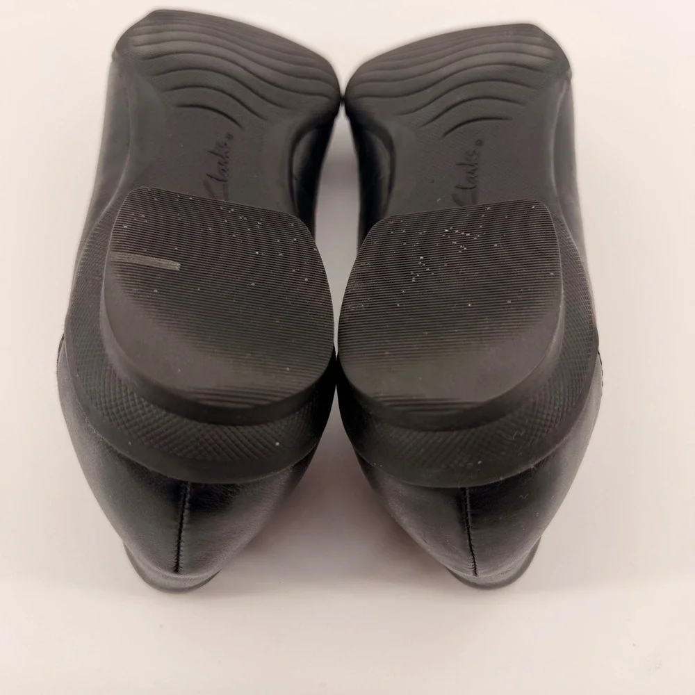 Clarks collection flats